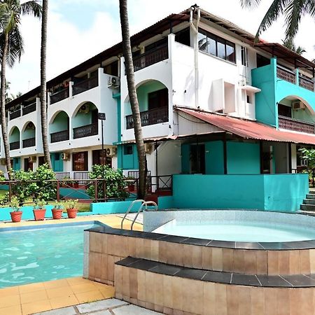 Swimsea Beach Resort, A Beach Property Panaji Zewnętrze zdjęcie